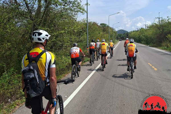 17 days Hanoi Cycling To Nha Trang