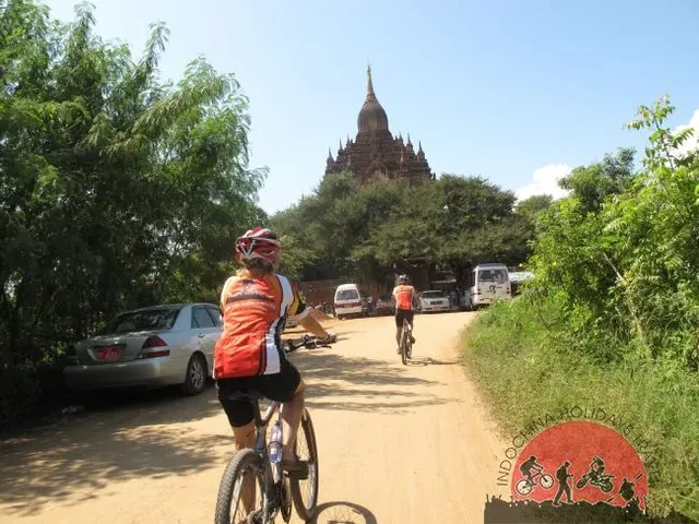 20 Days Cycling an Offbeat Journey